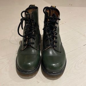 Vintage green dr martins